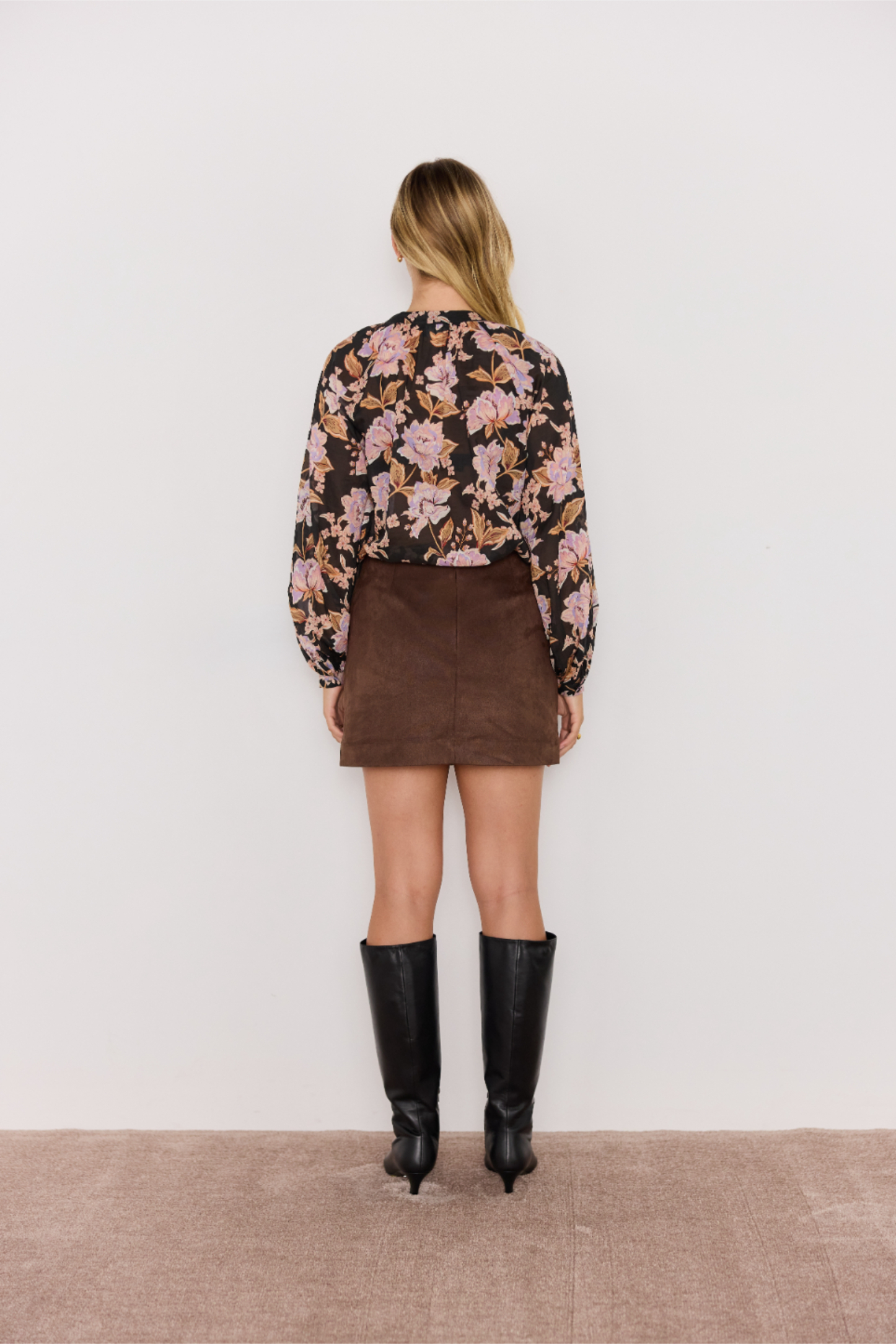 Mini jupe en suède Mink Pink